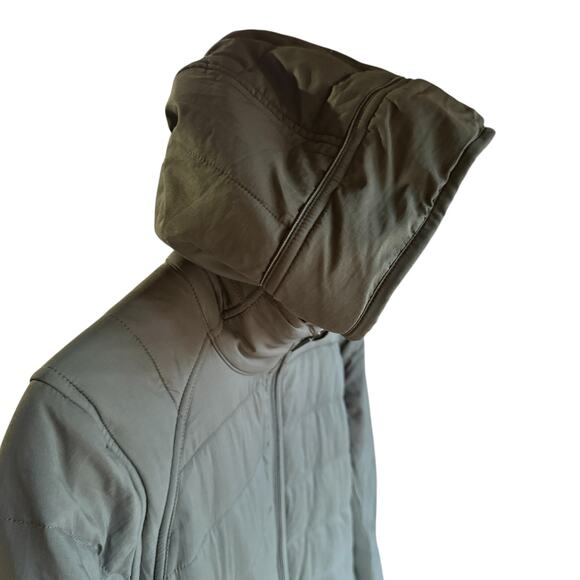 Lululemon Extra Mile Hooded Jacket Women's Size 10 Dark Olive Quilted Puffer - Picture 13 of 14